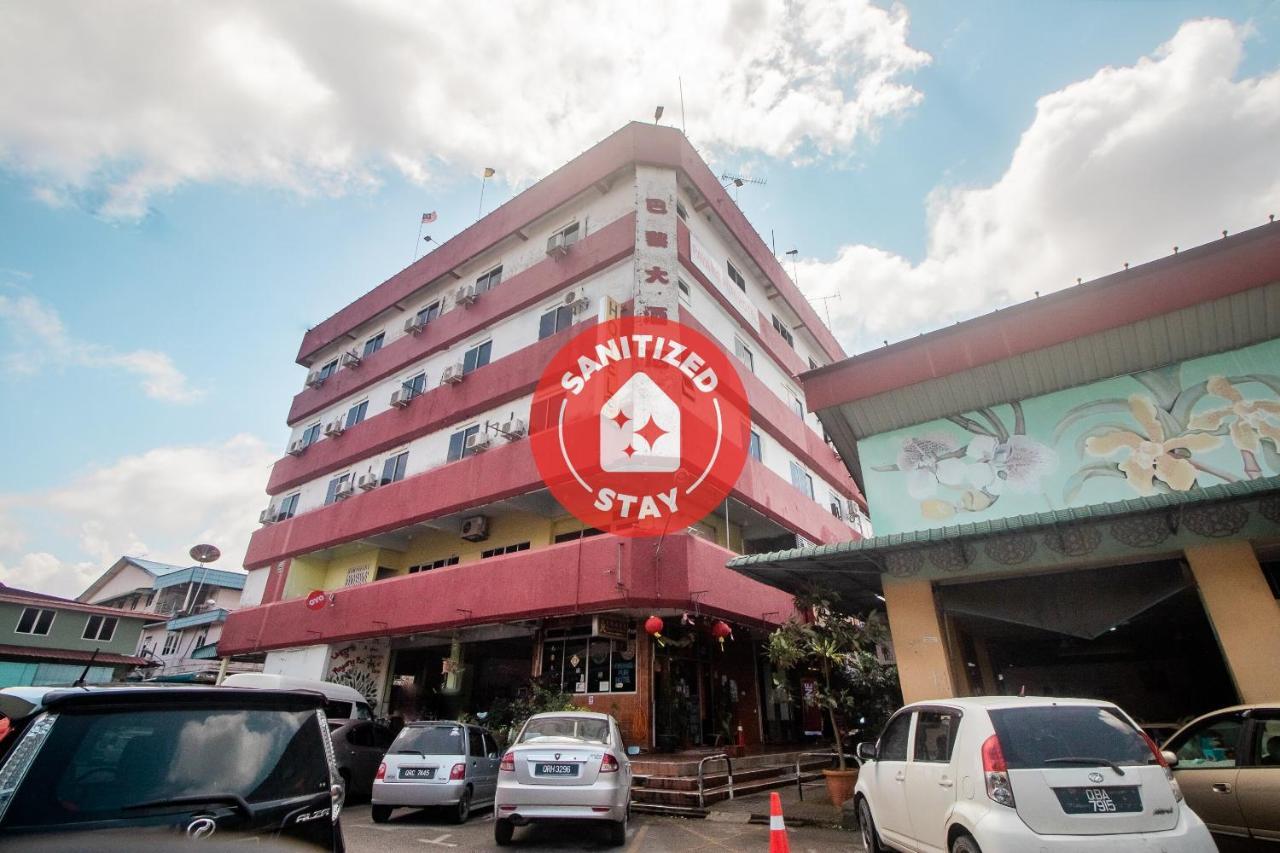 Oyo 90124 Payang Puri Baru Hotel Sarikei Εξωτερικό φωτογραφία