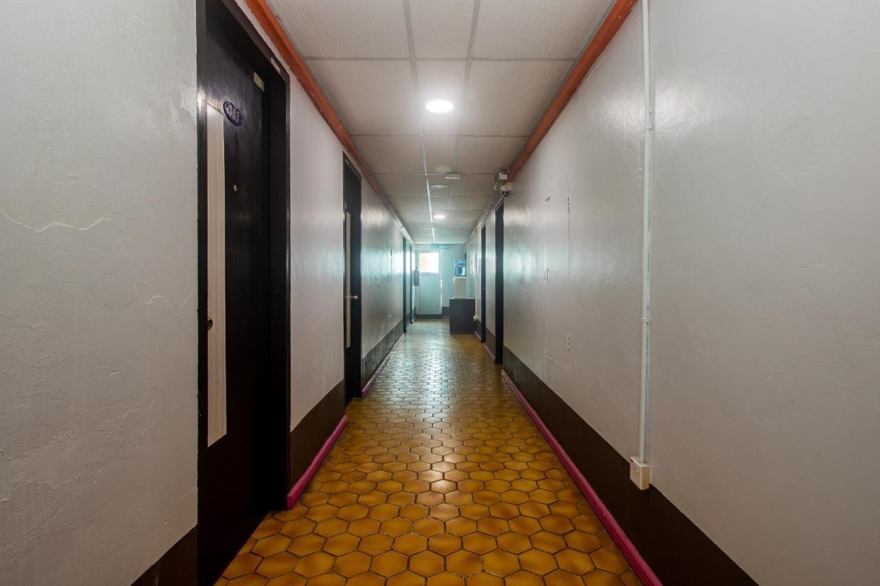 Oyo 90124 Payang Puri Baru Hotel Sarikei Εξωτερικό φωτογραφία