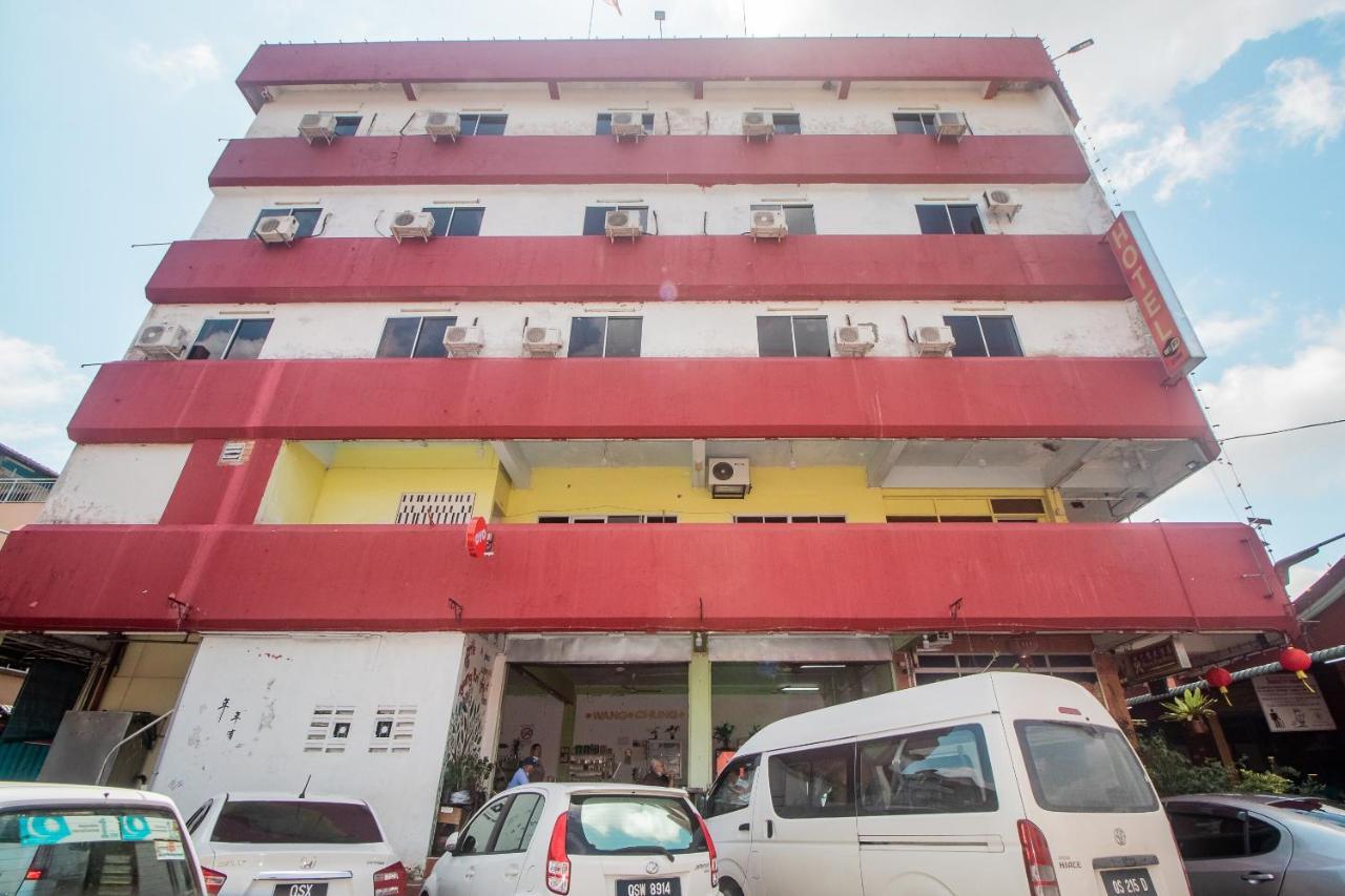 Oyo 90124 Payang Puri Baru Hotel Sarikei Εξωτερικό φωτογραφία