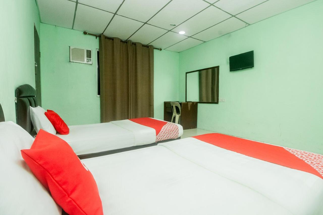 Oyo 90124 Payang Puri Baru Hotel Sarikei Εξωτερικό φωτογραφία