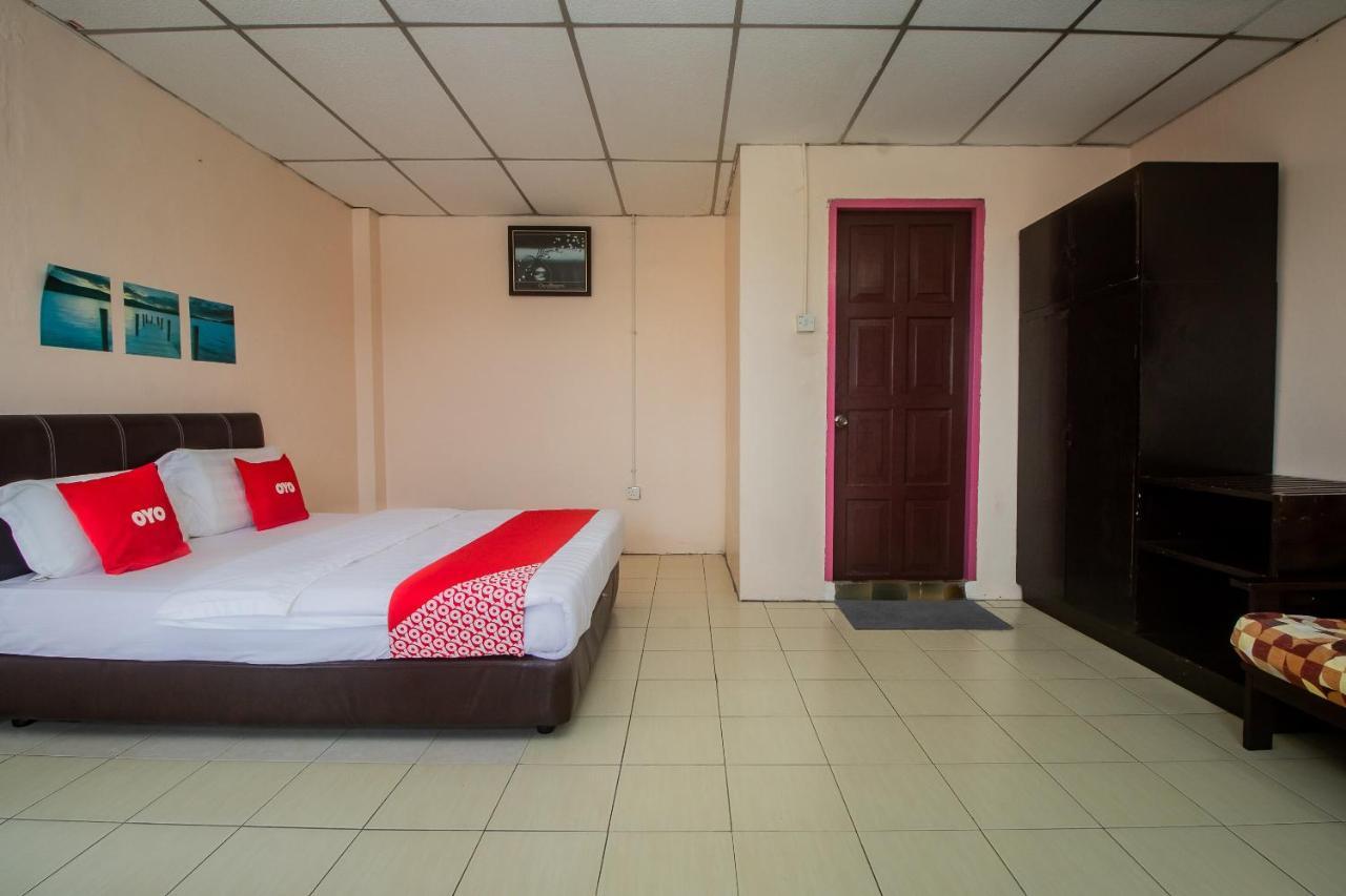 Oyo 90124 Payang Puri Baru Hotel Sarikei Εξωτερικό φωτογραφία