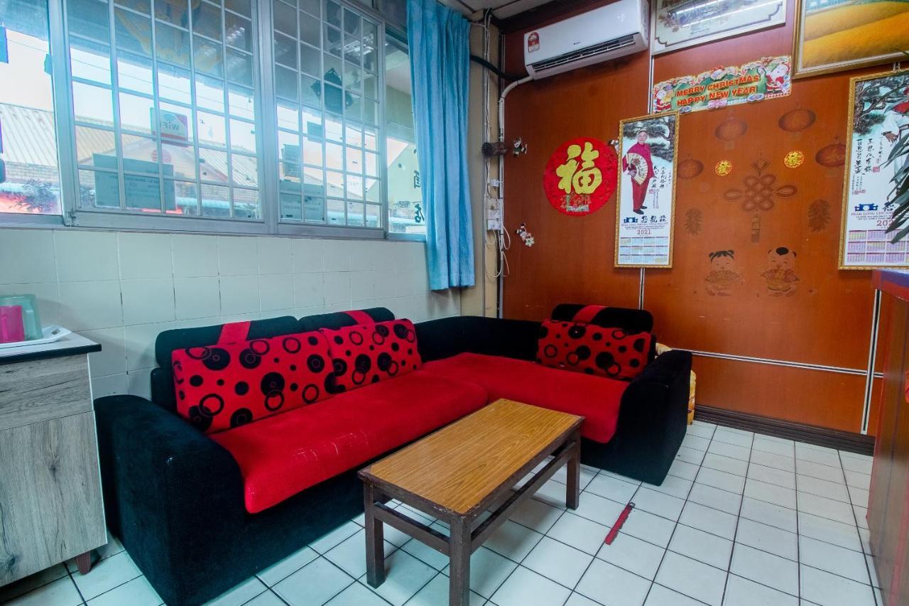 Oyo 90124 Payang Puri Baru Hotel Sarikei Εξωτερικό φωτογραφία