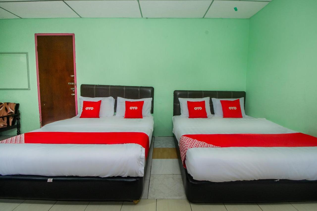 Oyo 90124 Payang Puri Baru Hotel Sarikei Εξωτερικό φωτογραφία