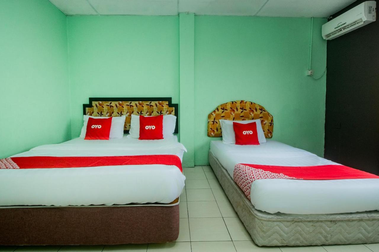 Oyo 90124 Payang Puri Baru Hotel Sarikei Εξωτερικό φωτογραφία