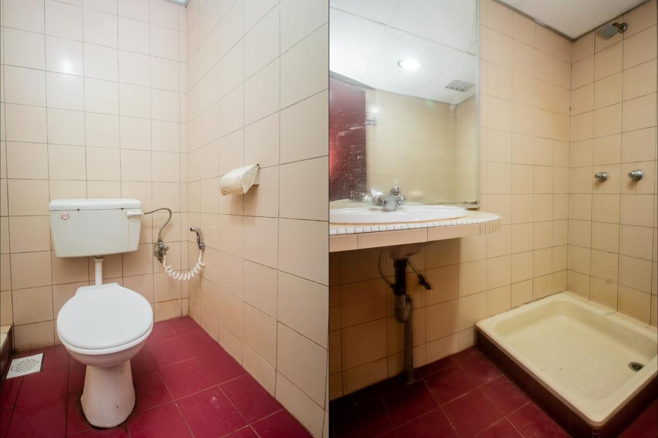 Oyo 90124 Payang Puri Baru Hotel Sarikei Εξωτερικό φωτογραφία