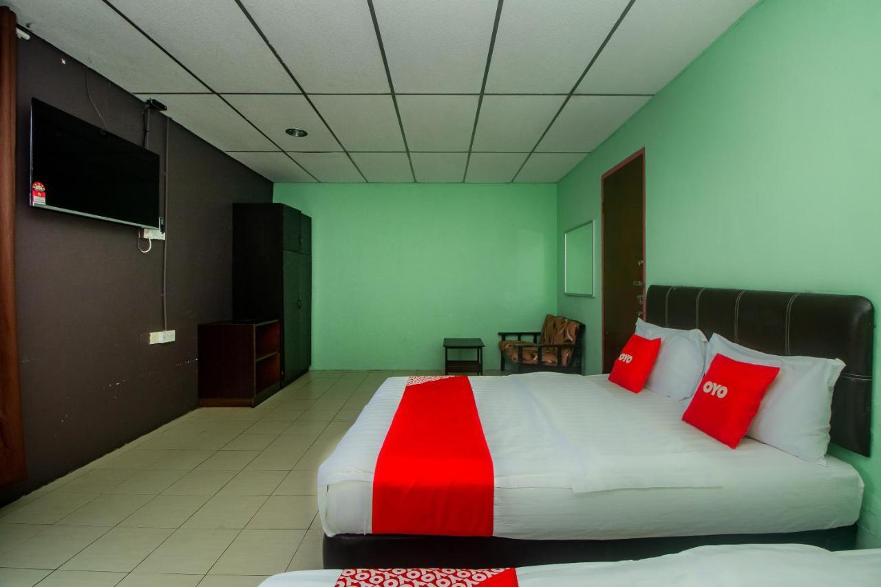 Oyo 90124 Payang Puri Baru Hotel Sarikei Εξωτερικό φωτογραφία