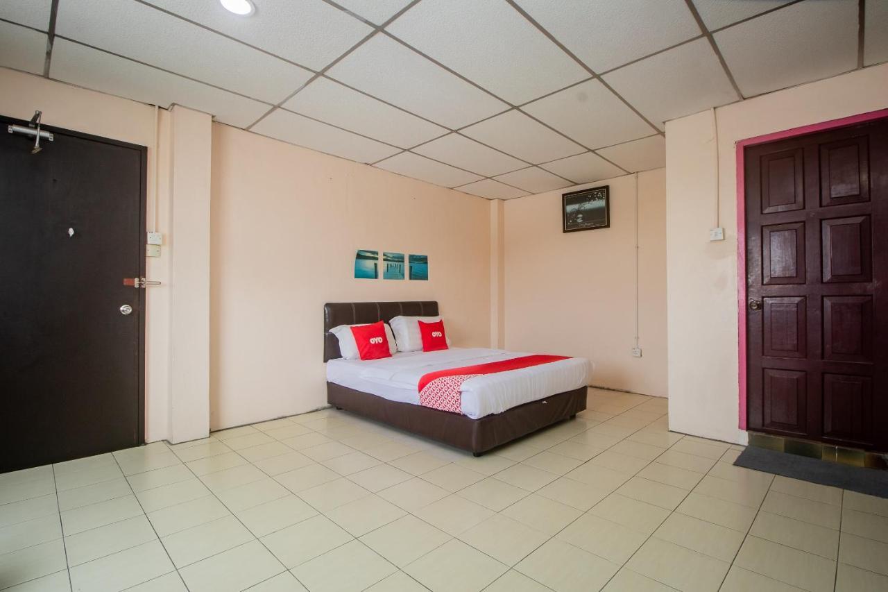 Oyo 90124 Payang Puri Baru Hotel Sarikei Εξωτερικό φωτογραφία