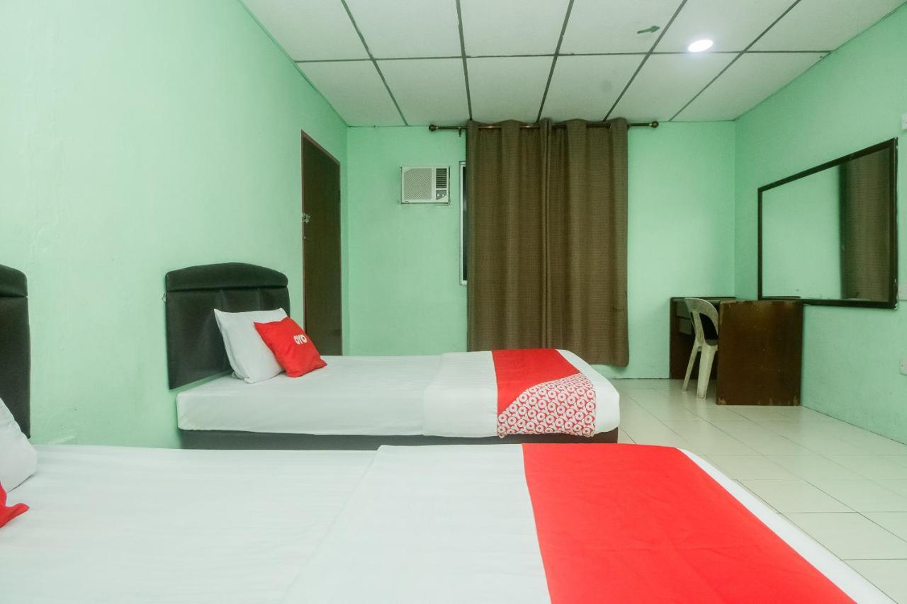 Oyo 90124 Payang Puri Baru Hotel Sarikei Εξωτερικό φωτογραφία