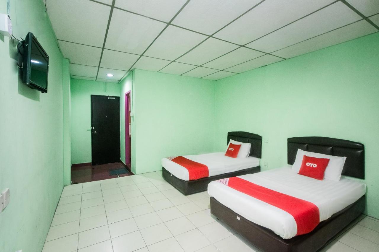 Oyo 90124 Payang Puri Baru Hotel Sarikei Εξωτερικό φωτογραφία
