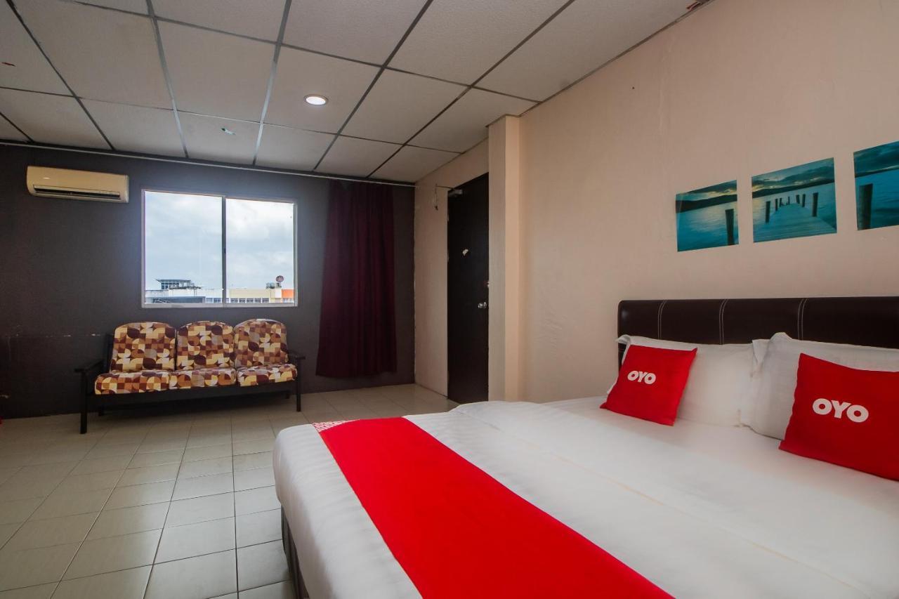 Oyo 90124 Payang Puri Baru Hotel Sarikei Εξωτερικό φωτογραφία